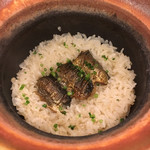 割烹 一楓 - 鰯と生姜の土鍋ご飯 白いご飯と土鍋を選べます。大好きな鰯の土鍋ご飯だったので、こちらに。 生姜がいい。お腹いっぱいなんですが、おかわりしてしまいました。