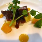 タカノフルーツパーラー - 牛肉の赤ワイン煮と洋梨のソテー