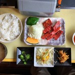 焼肉なかごし - 料理写真:上カルビ定食