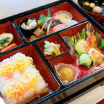 明治座 - 西京焼き弁当・錦（6月～8月公演） ¥ 2,200 