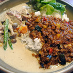 スパイスキッチン 倍音 - 合がけキーマとグリーンカリー1200円＋ライス大盛り100円