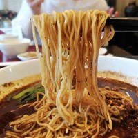 中国料理 かなめ - 担々麺　麺リフト