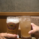 Kikkouya - 奥様と乾杯。『お父さんだけ買ってるし〜。(^_^;)』