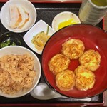 Tako Iso - ランチA(平日11:00~14:00)
                        玉子焼き(5個)･たこ飯･タコかまぼこ
                        