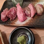 美味しいお肉の店 やまの - 別注のサーロイン落とし