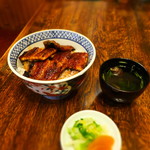 うなぎの新甫 - 上うなぎ丼