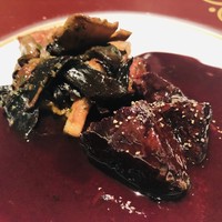 コントワール ミサゴ - アンガス牛頬肉の赤ワイン煮込み　様々な茸と共に