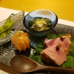 和食 ごしき - 先付（じゅんさいの酢の物、枝豆、食用ほおずき、合鴨の実山椒乗せ）