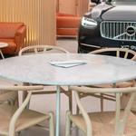 ボルボ スタジオ 青山 カフェ&バー