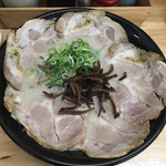 博多元気一番!! - 肉盛りラーメン (´∀｀)/