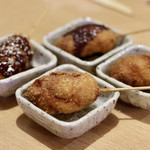 名古屋嬢の台所 - 串カツ(味噌、ソース、岩塩、ポン酢)