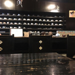 109074552 - 店舗内観