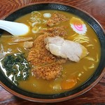 太田食堂 - 名物カツカレーラーメン