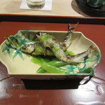 銀座うち山 - 琵琶湖産鮎の塩焼き