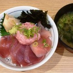 Yokohama Uoman - 鮪三種丼