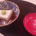 東京吉兆 - 胡麻豆腐と日本酒