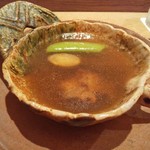 虎白 - 炭焼きのスッポンとスッポン出汁のスープを合わせて