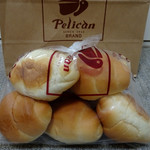 パンのペリカン - 小ロール10個入り680円