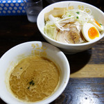 ラーメン海鳴 - 魚介とんこつつけ麺850円。