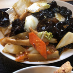 豚福 - 木耳と白菜の炒めもの