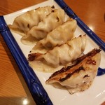 黒豚餃子と串揚酒場 大衆酒場 おきどき - 