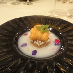 トゥ・ラ・ジョア - 海老芋のウニ風味（クリスマス）