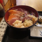 居酒屋 おか吉 - 海鮮丼、アップ