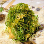 御料理 うえの - 実はネギが主役かも！ネギに埋もれる名物♡ねぎ穴
      ヽ(´▽｀)/