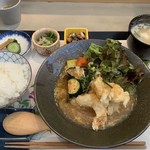 ろくろく亭 - 料理写真:海老とイカ天のちょっとピリ辛茄子野菜あんかけ定食