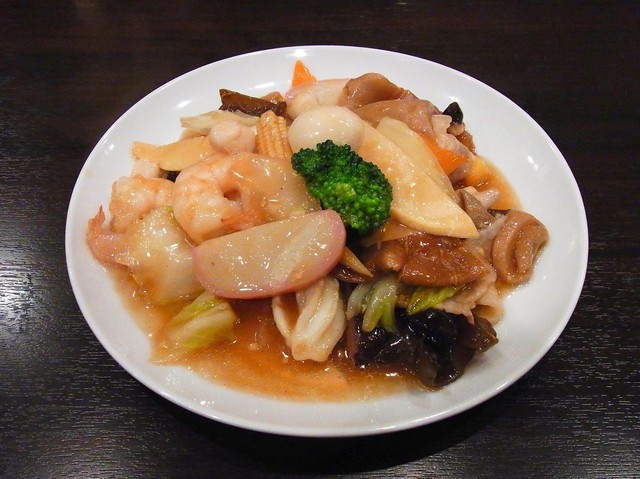 旺旺- 海鲜と野菜入り八宝菜(980円)