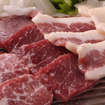 くまもと酒場池田屋 - 料理写真:馬刺し盛り合わせ