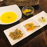Manuel Casa de Fado - スープ＆前菜3種＋オリーブ