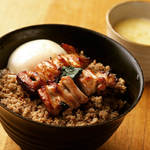 Shirogane Toritama - お勧めの酉玉丼の食べ方は、半分食べたら鶏スープを入れて食べると・・・
