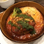 アガッテタンシェ - 料理写真:ランチハンバーグ、トマトバジル味