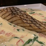 MILLE FIORI - サーモンの瞬間グリル ペルノーのクリームソース（￥1700）