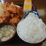 ひだまり食堂 - 唐揚げ定食ご飯大盛り