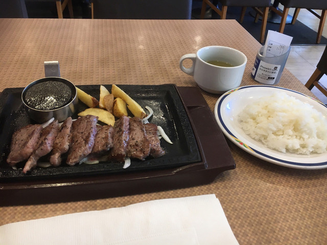 ステーキガスト 高松松縄店 栗林公園 ファミレス 食べログ ステーキガスト 高松松縄店 栗林公園 ファミレス 食べログ
