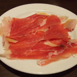 MA MAISON - ハモンセラート…注文を受けてからのカットで、香りも良くジューシーです。