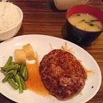 Teppanizakayahyoitto - 国産牛100%ハンバーグ定食