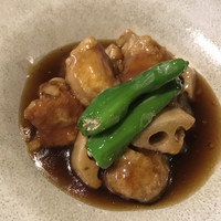 AKA - 黒酢？の酢豚はお肉ゴロゴロです