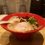 Hakata Ippuudou - 野菜赤丸（ハリガネ）