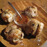 カッチャル バッチャル - （2011.12）ガーリックチキン（４ピース） 520円