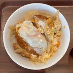 伊豆の漁師バル おためし屋 - カツ丼 ¥650