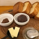 パンと料理とお菓子の店 tonttu - 牛乳食パンと選べるジャム