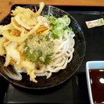 笑楽舎 - 野菜カキアゲ天ぶっかけうどん ￥560(会員価格)