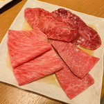 焼肉 山水 - 