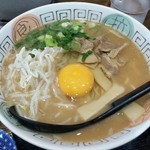 Tokushima Ramen Hiroya - 徳島らーめん中生卵入り710円