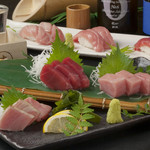 大名 つつじ庵 - 九州産　生マグロ贅沢盛り