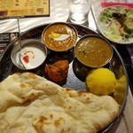 インド・ネパール創作料理 スリスティ - 