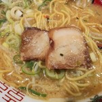 まけんきラーメン - チャーシューアップ